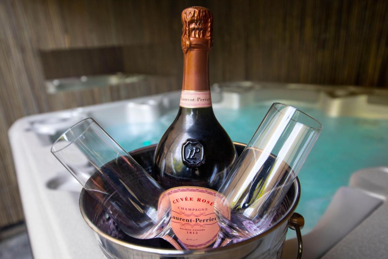 The Bells - Luxury Serviced Apartments 利兹 外观 照片