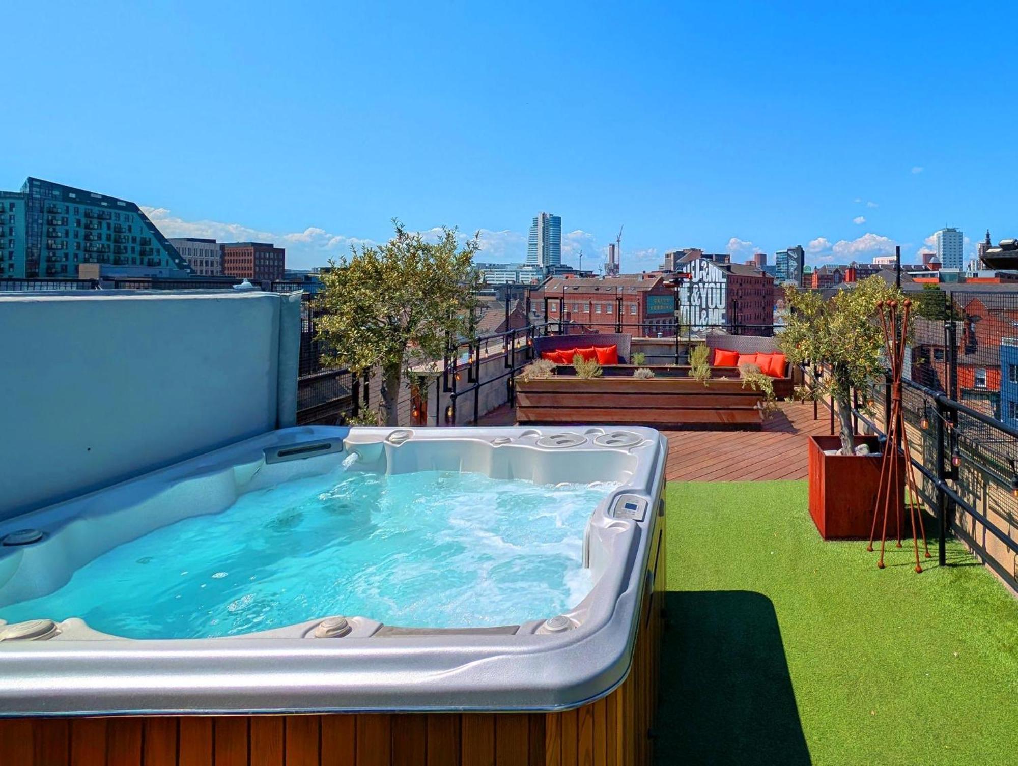 The Bells - Luxury Serviced Apartments 利兹 外观 照片